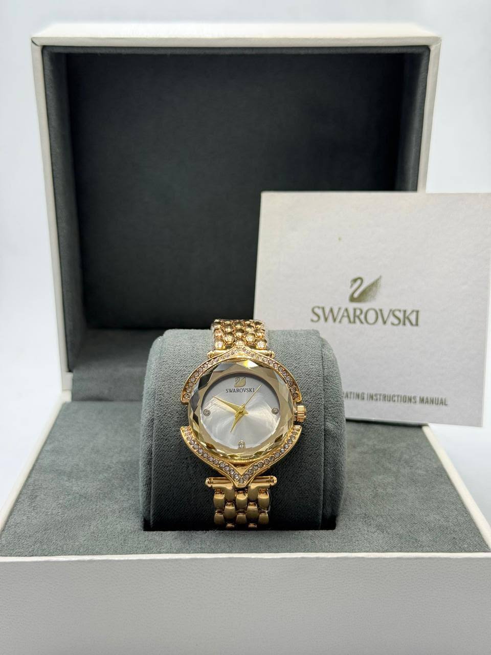 Swarovski ladies
55 dhs🇦🇪🇦🇪

Zain08
♥️♥️♥️