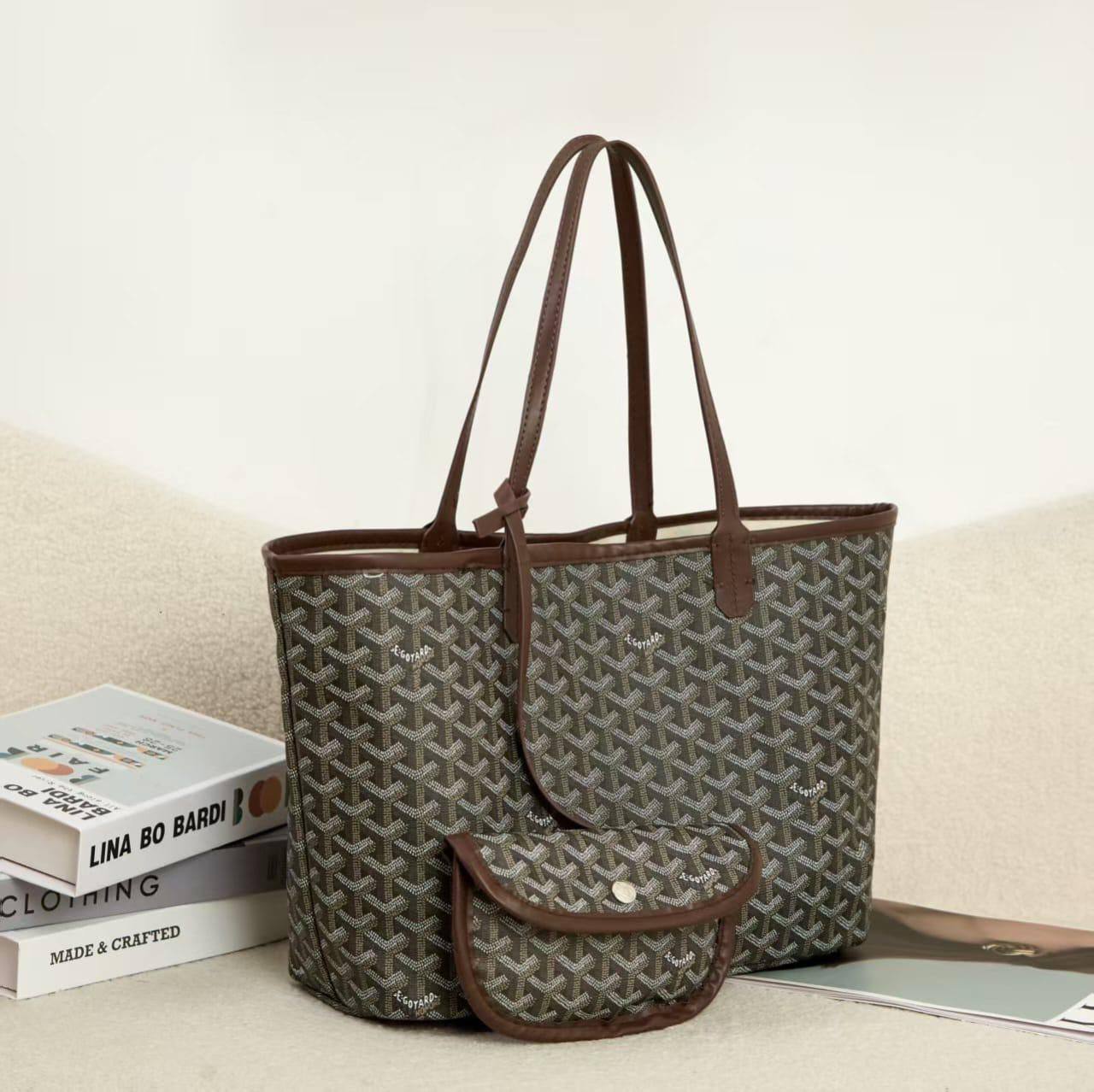 Goyard
Limit Stock 
⛔️⛔️⛔️
ONLY 
45 dhs🪙🌨️

Zain40
♥️♥️♥️