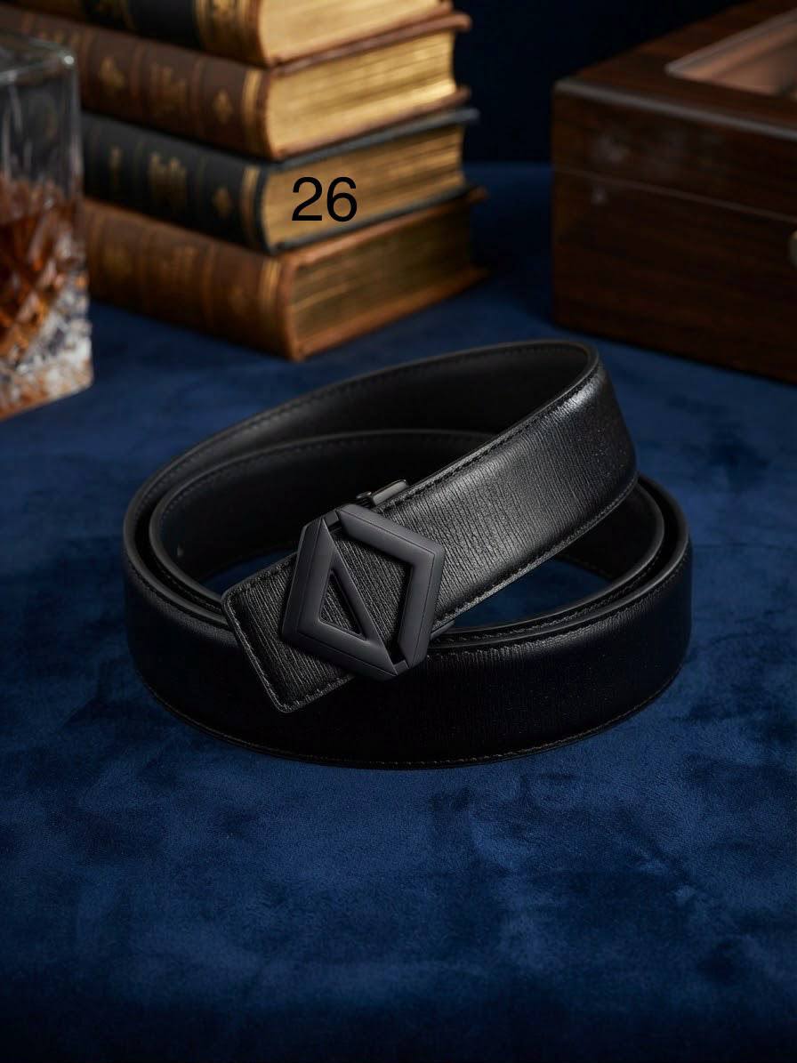 Mixed belts

70 dhs🇦🇪🇦🇪

Zain182
♥️♥️♥️