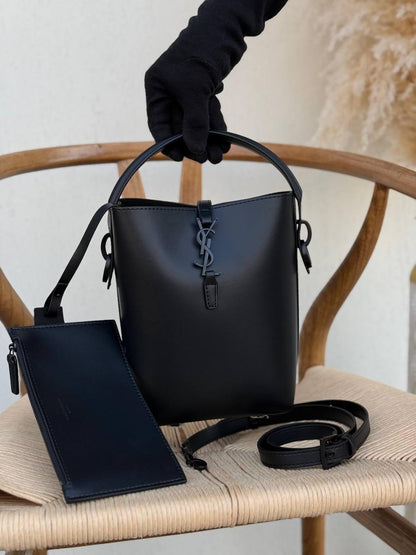 Master Bags🌺🌺
📌🎁*SPECIAL OFFER*🎁📌
240 dhs✅
💁🏼‍♂️💁🏼‍♂️💁🏼‍♂️💁🏼‍♂️💁🏼‍♂️

Zain167
♥️♥️♥️