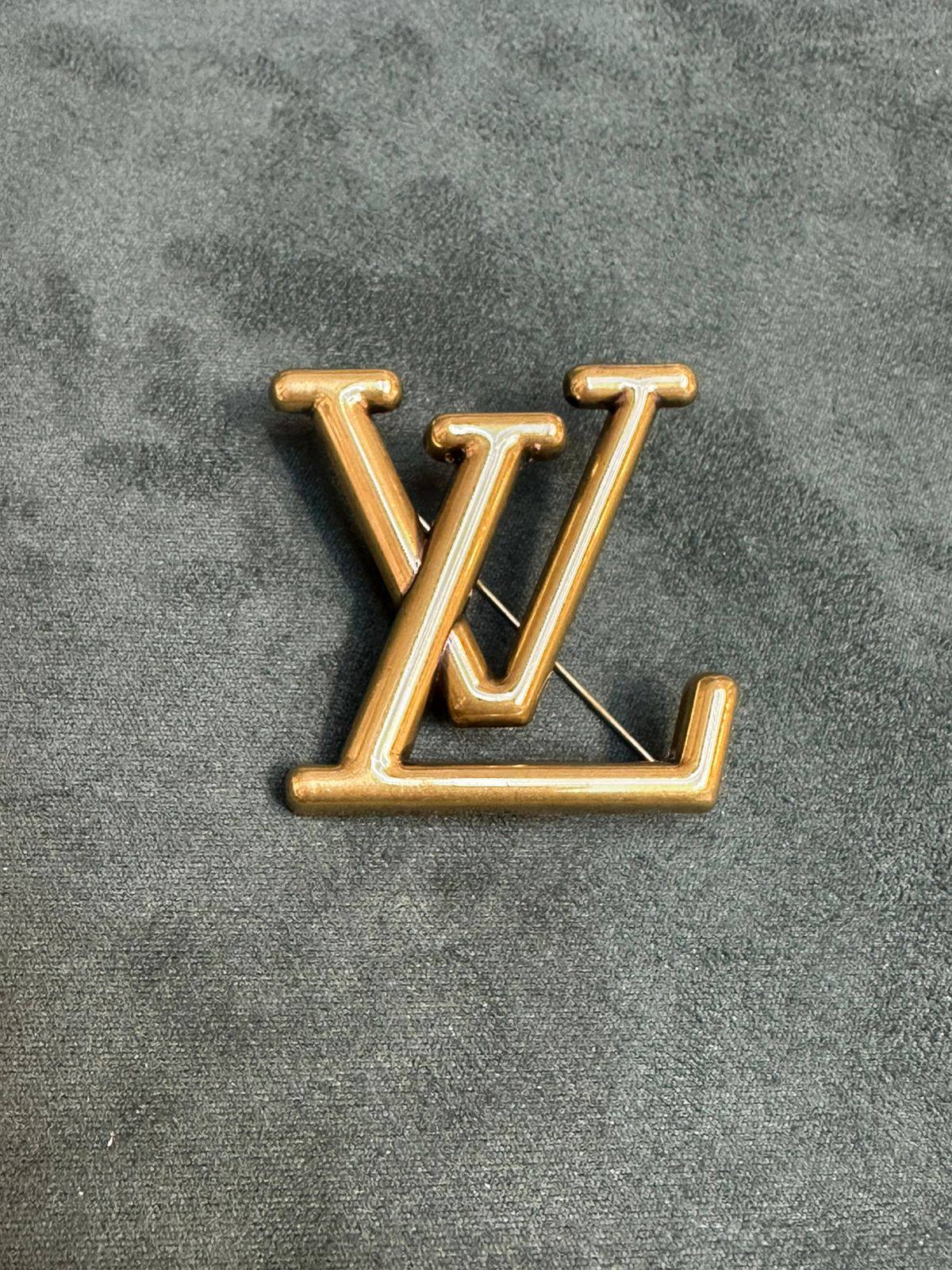 New arrival Brooches 
30 dhs❣️

Zain243
♥️♥️♥️