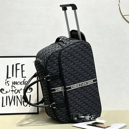 ✈️ Brand luggage 
1️⃣ First quality
Size : 10 kg  Travel
85 dhs✅

Zain115
♥️♥️♥️