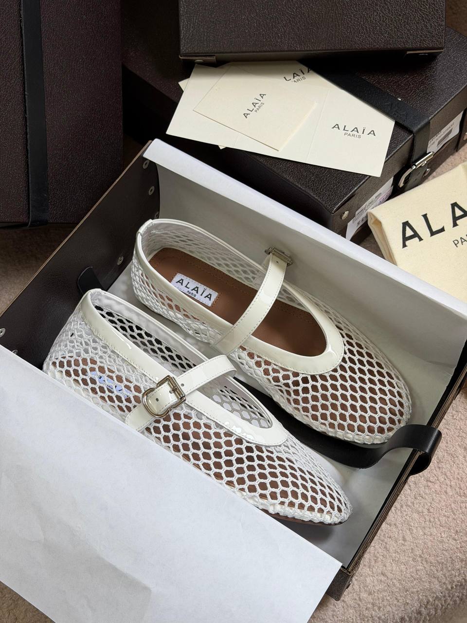 Alaia
𝐏𝐀𝐑𝐈𝐒
𝐕𝐈𝐏 𝐐𝐔𝐀𝐋𝐈𝐓𝐘
𝐒𝐈𝐙𝐄 {36 to 41} 
450 dhs✅

Zain81
♥️♥️♥️