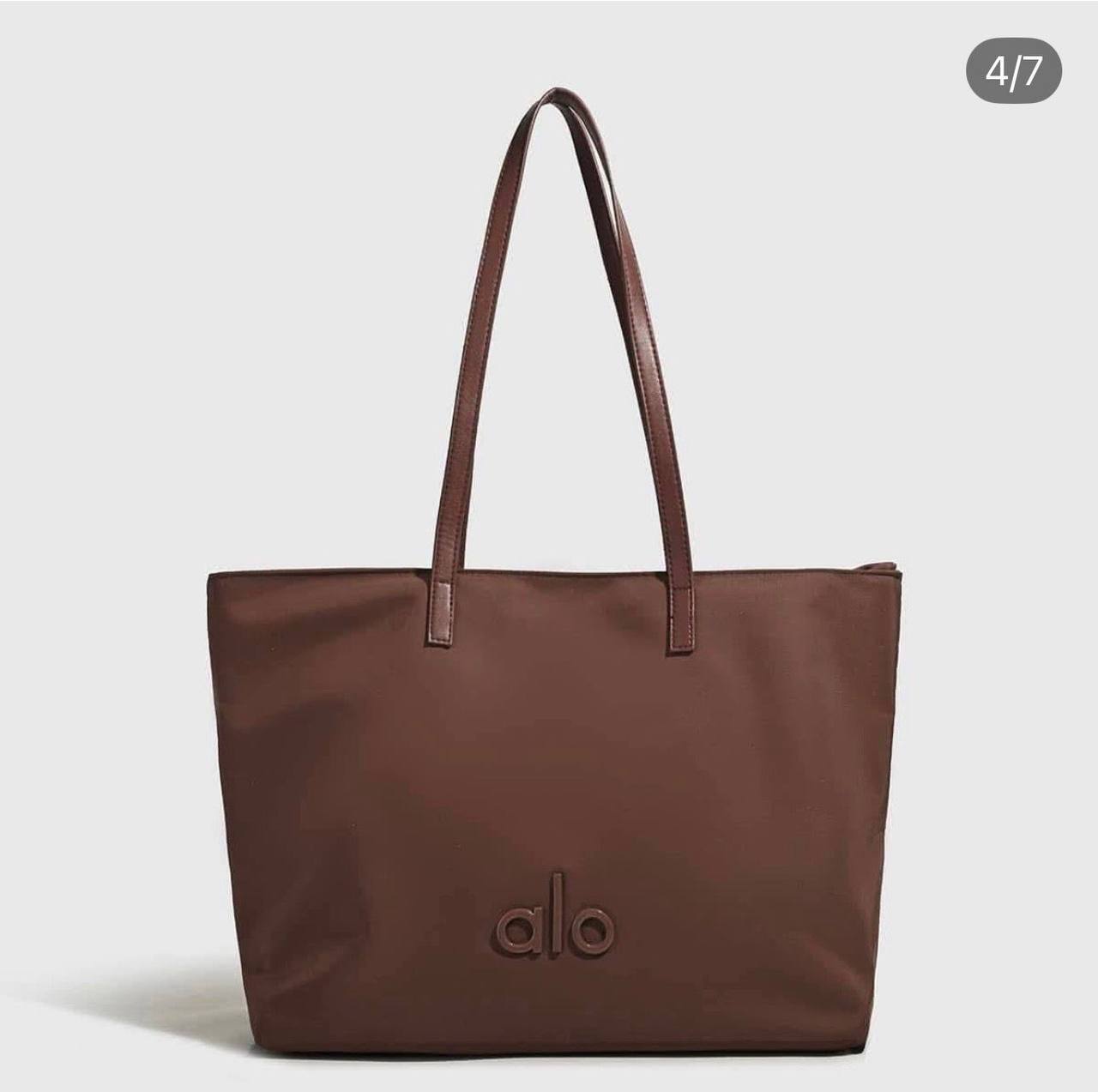 Alo
85 dhs✅
Good-quality 

Zain35
♥️♥️♥️
