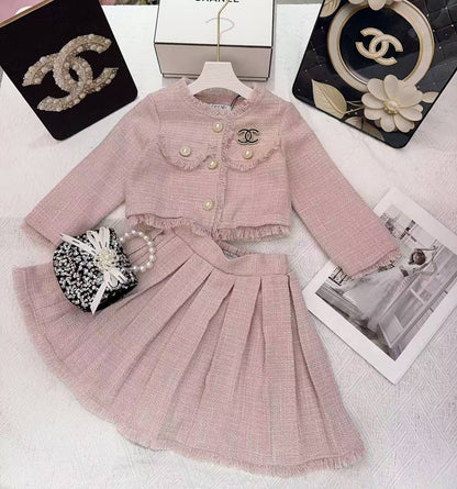 Chanel
2-10y 
190 dhs🇦🇪

Zain151
♥️♥️♥️