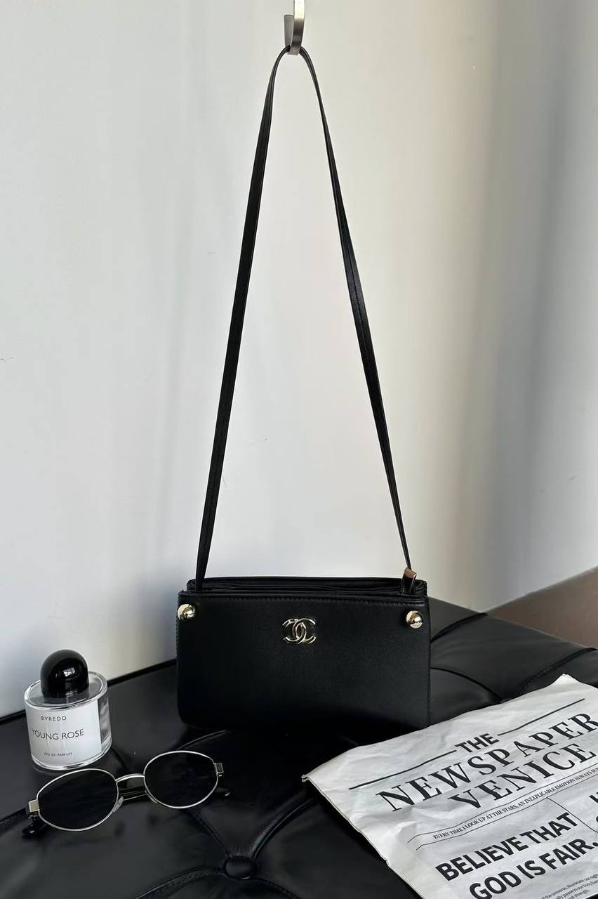 Chanel
withbox 
95 dhs🇦🇪🇦🇪

Zain143
♥️♥️♥️