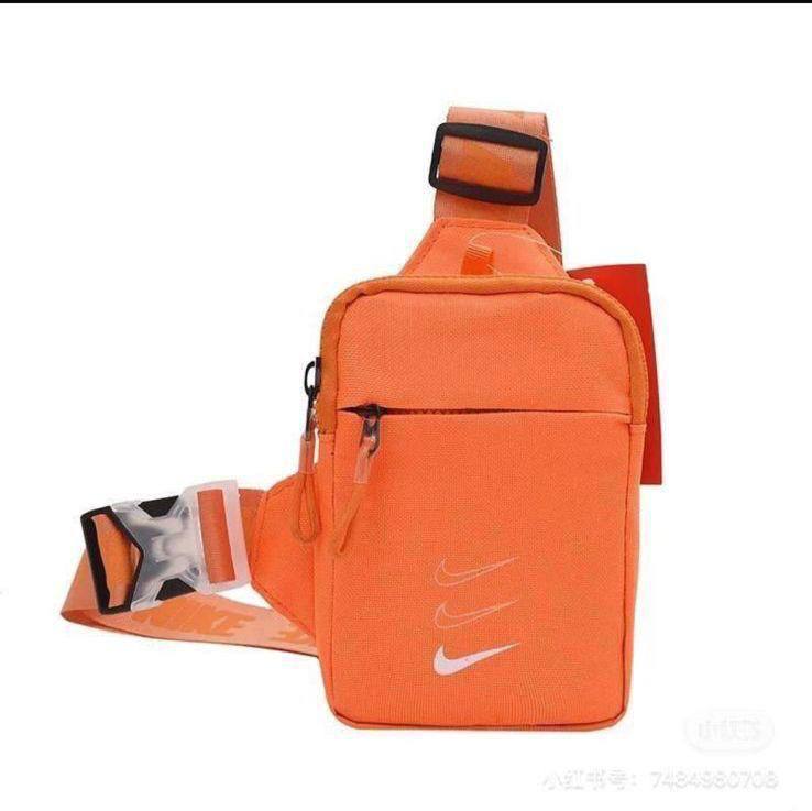 Nike
Phone bag 
20 dhs🪙🌨️

Zain17
♥️♥️♥️