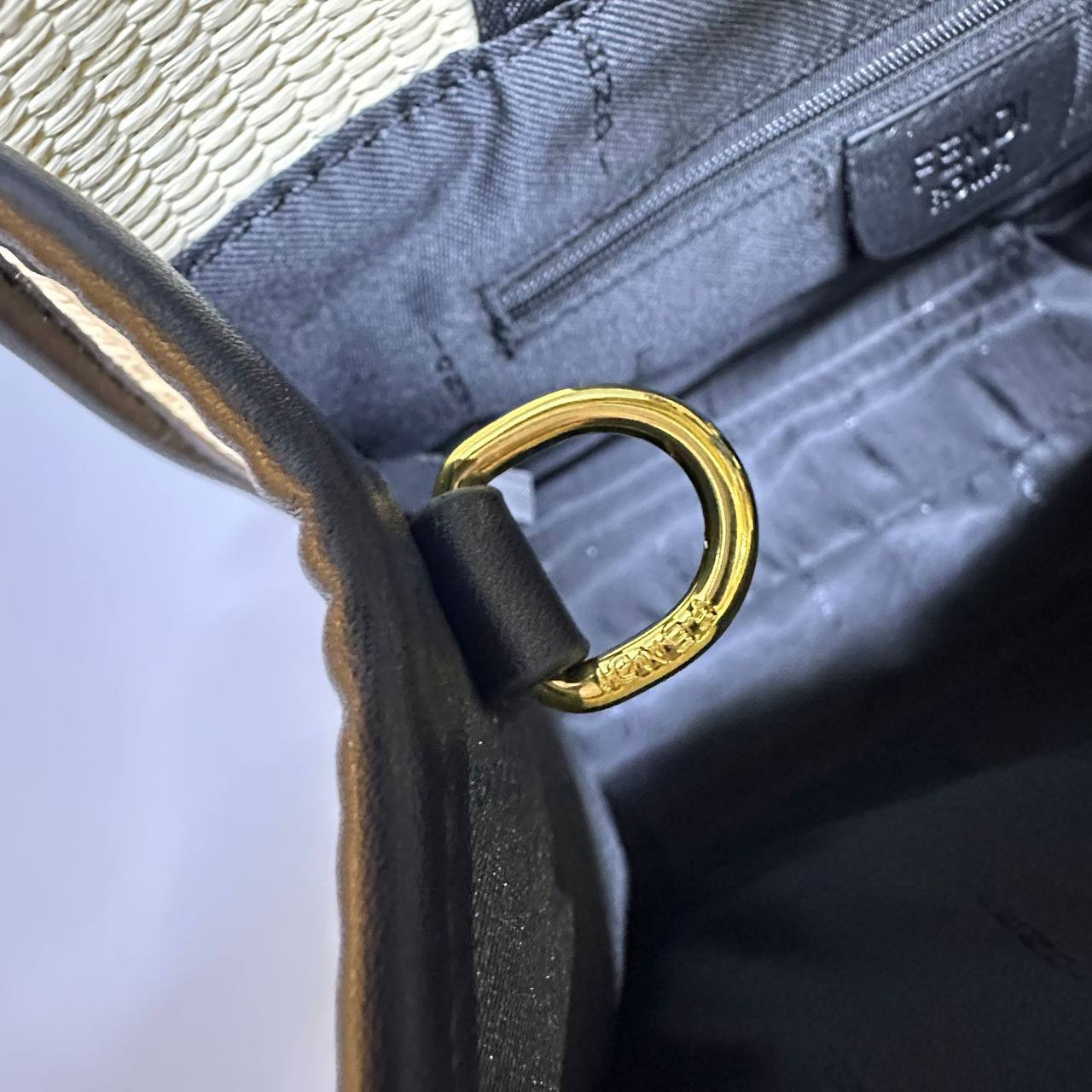 Fendi

Zain295
♥️♥️♥️