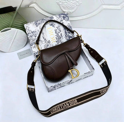 Dior
120 dhs🇦🇪🇦🇪
High-quality with box

Zain35
♥️♥️♥️