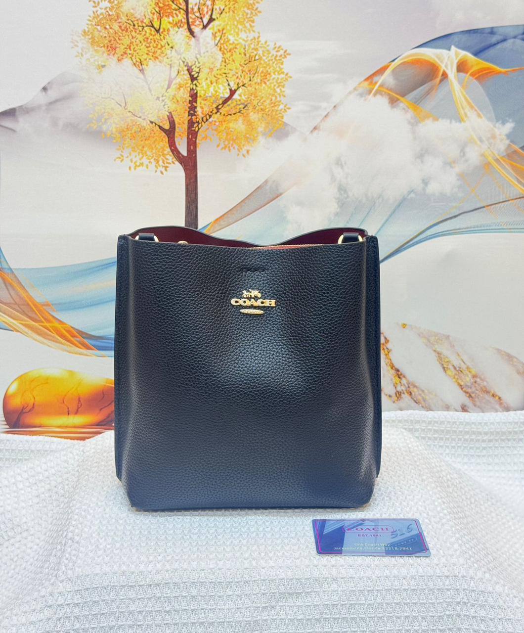 Coach
Best quality

With box’s
🎁🎁🎁

95 dhs🇦🇪
size 21cm

Zain158
♥️♥️♥️