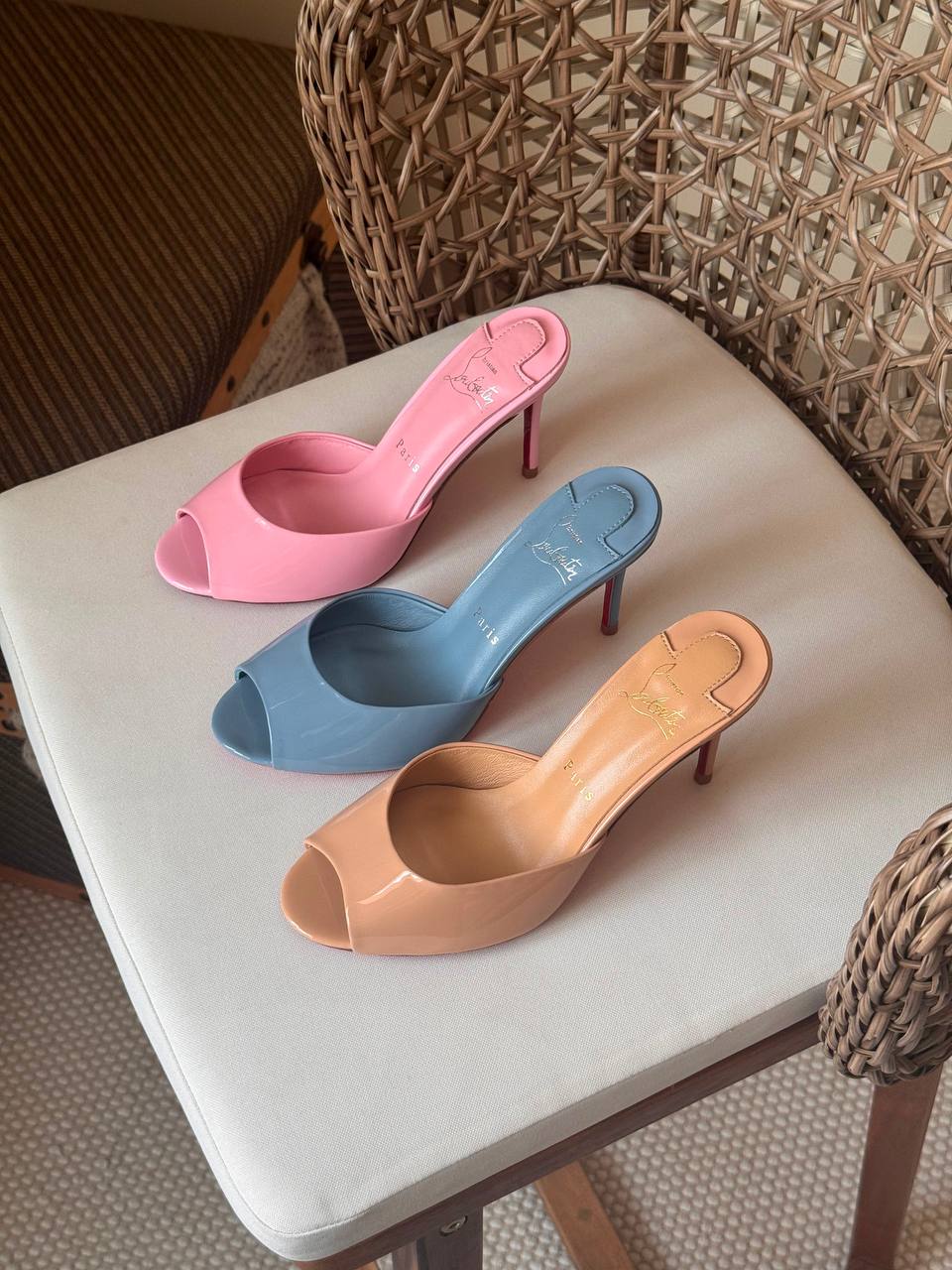 LOUBOTIN
✨ new Collection
👠 36–41
💎 Premium Quality
🔥 Super Master
450 dhs🇦🇪🇦🇪

Zain198
♥️♥️♥️