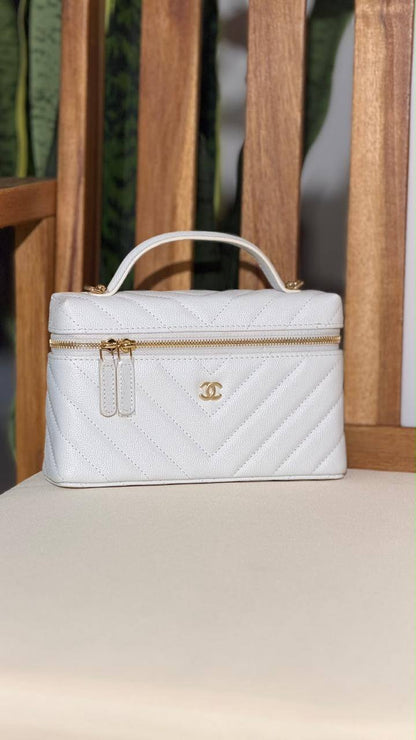 Bags
Super Master Quality ⚡️
Original Packing 🎁
Size 20&25 CM📏
For Price 👇 WhatsApp✅
0568585901 
0507557372
0552275751 Owner Zain 👌

Zain321
♥️♥️♥️