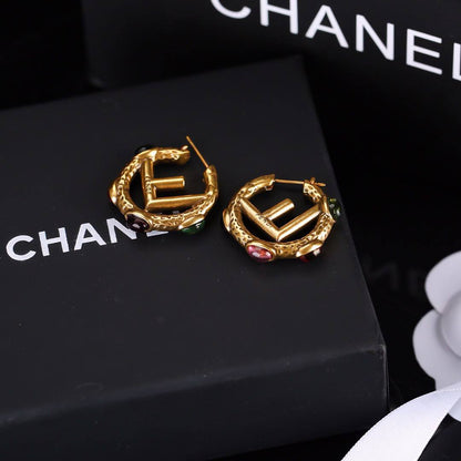 Fendi 
Earring 💥
Master quality 💯

With normal boxes 📦 
60 dhs🇦🇪🇦🇪

With master box 🗃️ 
75 dhs🇦🇪🇦🇪

Zain216
♥️♥️♥️