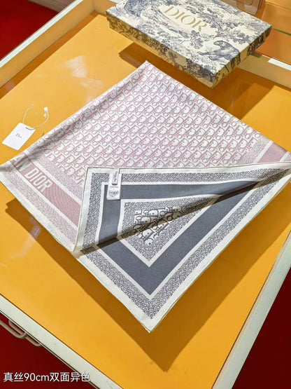 💠 DIOR 
SCARVES WITH BOX 
380 dhs🇦🇪🇦🇪

Zain328
♥️♥️♥️