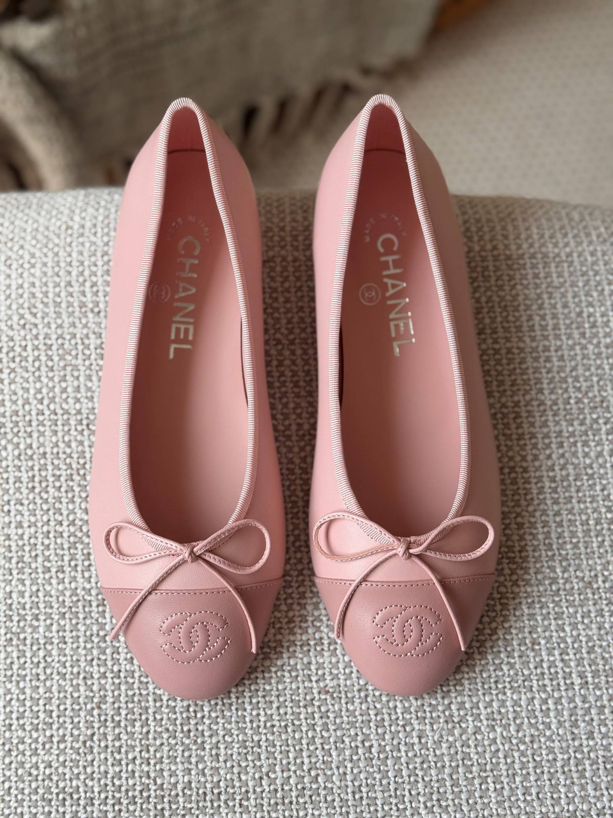 CHANEL

new Collection

36–41

Premium Quality
430 dhs🇦🇪🇦🇪

Zain198
♥️♥️♥️