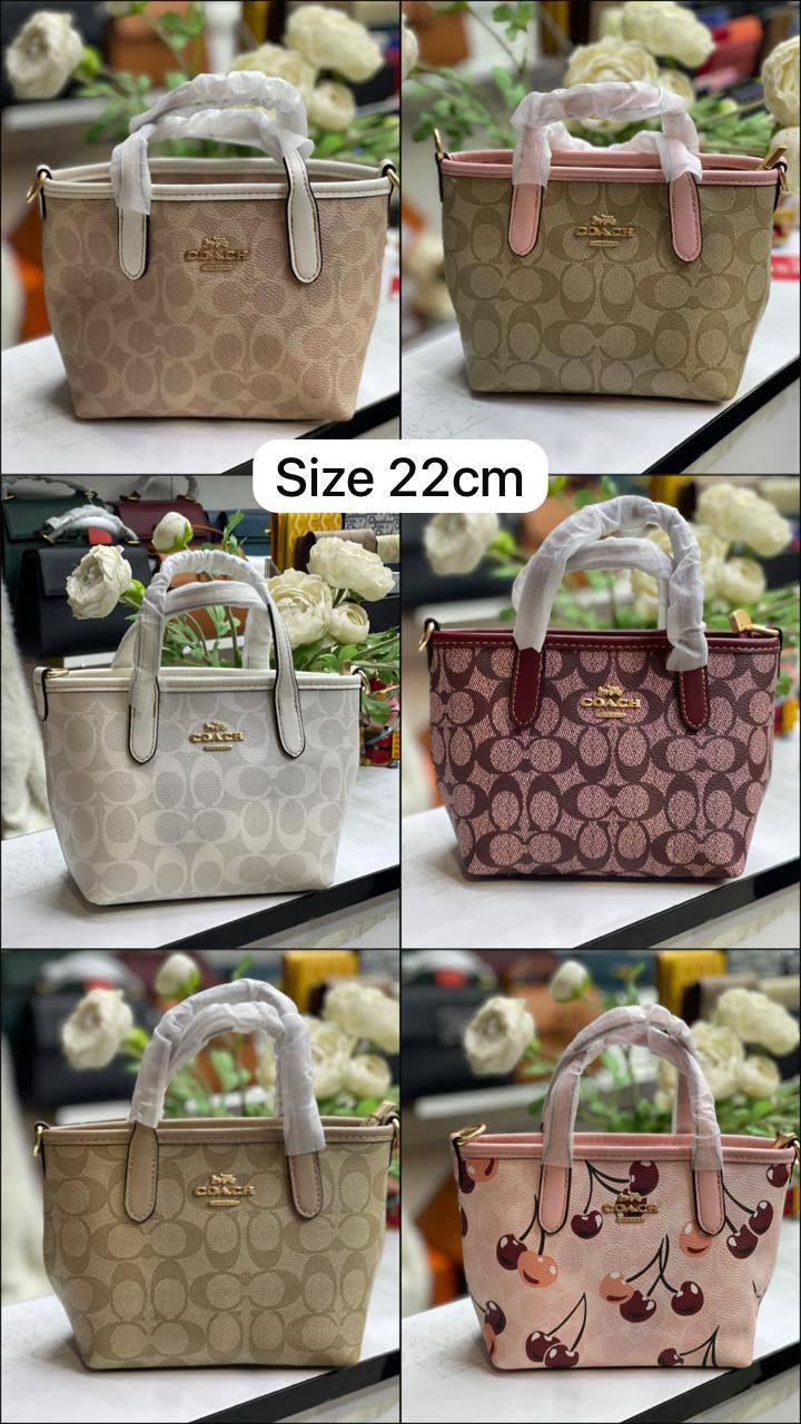 Coach
90 dhs🇦🇪🇦🇪
with box 🎁

Zain169
♥️♥️♥️