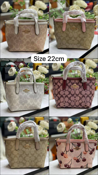Coach
90 dhs🇦🇪🇦🇪
with box 🎁

Zain169
♥️♥️♥️