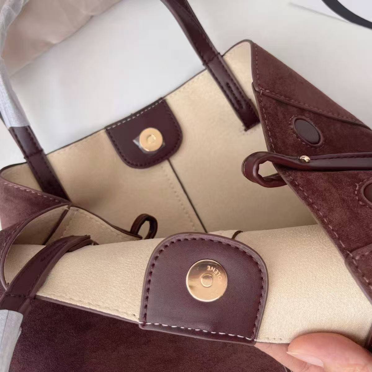 Polene
size 55 cm 
120 dhs✅

Zain278
♥️♥️♥️
