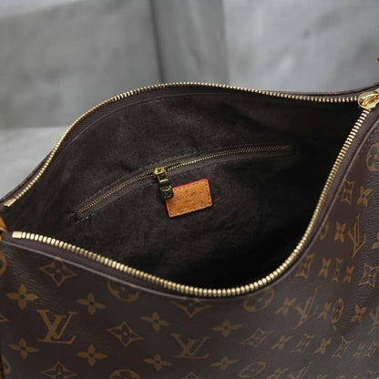 LV
Multipass Handbag
Monogram Canvas Material
Size: 28 cm
With BOX

110 dhs🇦🇪🇦🇪

Zain239
♥️♥️♥️