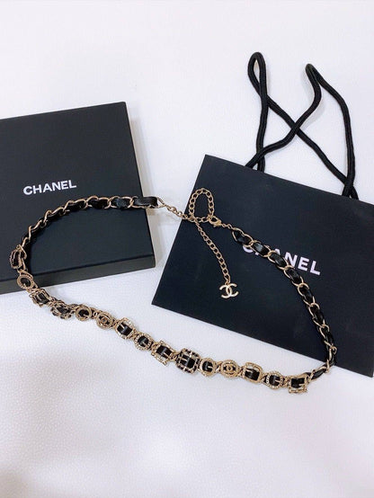 Chanel

Master quality

380 dhs🇦🇪🇦🇪

Zain164
♥️♥️♥️
