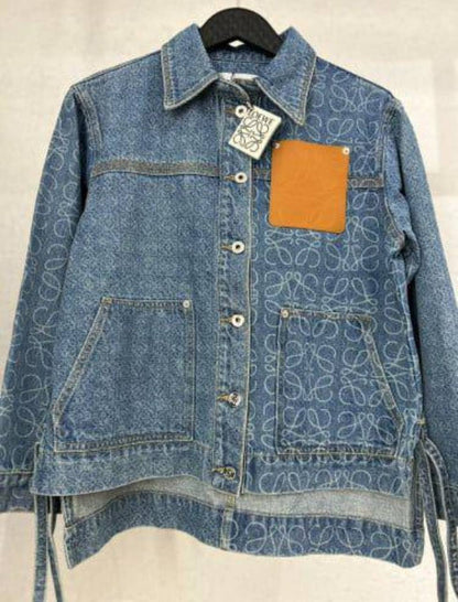 Loewe jeans jacket

S/m/l

290 dhs

Zain262
♥️♥️♥️