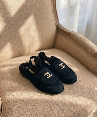 CHANEL
QUALITY:SUPER MASTER

SIZE:35 TO 42

430 dhs🇦🇪🇦🇪

Zain319
♥️♥️♥️