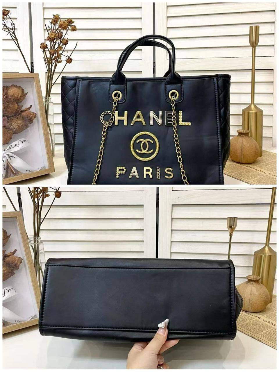 Chanel
33*27*13 cm
80 dhs🪙🌨️

Zain17
♥️♥️♥️