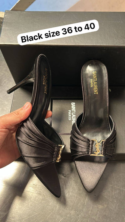 YSL
Size 36-41
110 dhs❣️

Zain103
♥️♥️♥️