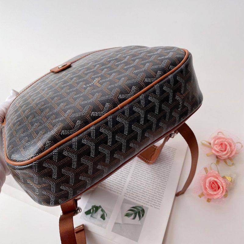 GOYARD 

BACKPACK 

GOOD QUALITY 
120 dhs✅

Zain295
♥️♥️♥️
