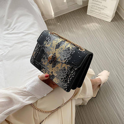 Bvlgari
70 dhs💓

Zain219
❤️❤️❤️