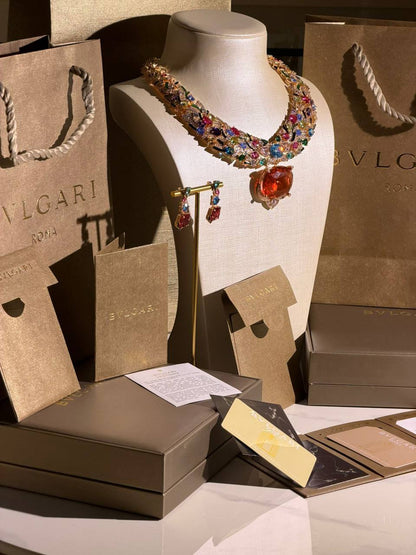 BVLGARI SET
New Collection 
Quality: Super Master 
Non -Tarnish color
For Price 👇 WTSP Text Zain 0568585901

Zain268
♥️♥️♥️