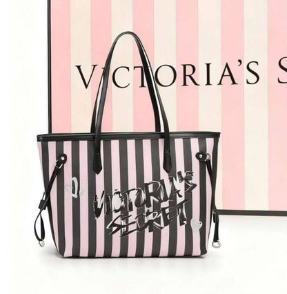 Victoria's Secret
good quality 
85 dhs✅

Zain39
♥️♥️♥️
