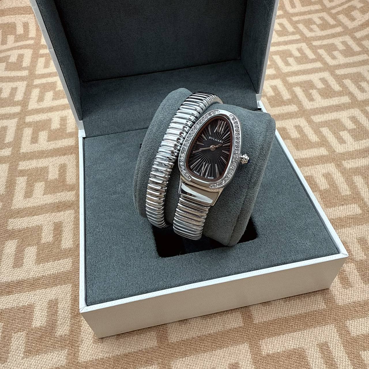 Bvlgari
90 dhs🇦🇪🇦🇪

Zain45
♥️♥️♥️
