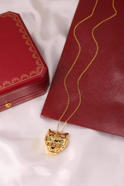 Cartier
PANTHERE DE CARTIER NECKLACE 
Super Master Quality 

For Price 👇 WhatsApp✅
0568585901 
0507557372
0552275751 Owner Zain 👌

Zain106
♥️♥️♥️