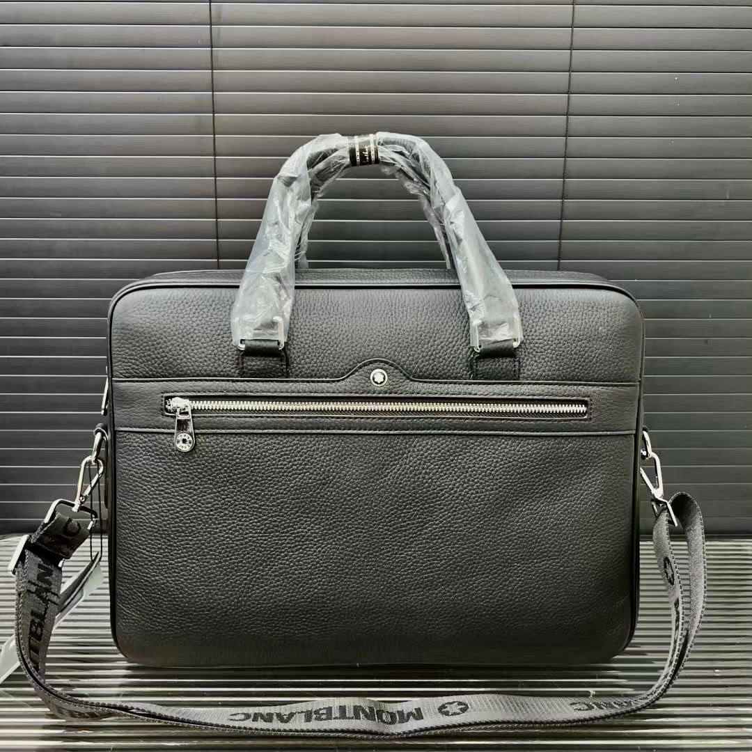 Montblanc Laptop 
bag master quality 

320  DHS

leather

Zain39
♥️♥️♥️