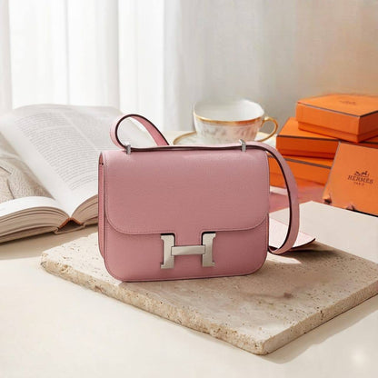 HERMES ᴄᴏɴsᴛᴀɴᴄᴇ
ᴇᴘsᴏᴍ ʟᴇᴀᴛʜᴇʀ ᴡɪᴛʜ
ᴘᴀʟʟᴀᴅɪᴜᴍ ᴘʟᴀᴛᴇᴅ ʜᴀʀᴅᴡᴀʀᴇ
sɪᴢᴇ :19 cm
ᴡɪᴛʜ BOX
🎁🎁🎁

100 dhs✅

Zain31
♥️♥️♥️