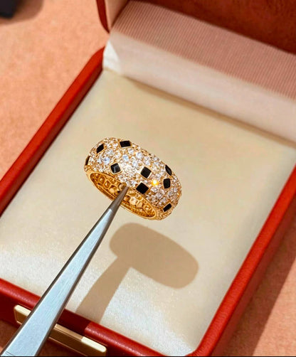 CartierRing 💍 
6,7,8,9
Master quality 
120 DHS normal box 📦 
145 DHS original box 🗃️

zain48
♥️♥️♥️