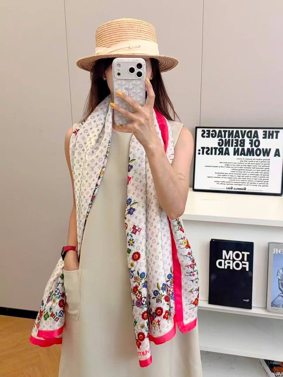 Scarfs 
new came 
high quality 

Size : 180cm*90cm

50 dhs🇦🇪🇦🇪

Zain295
♥️♥️♥️