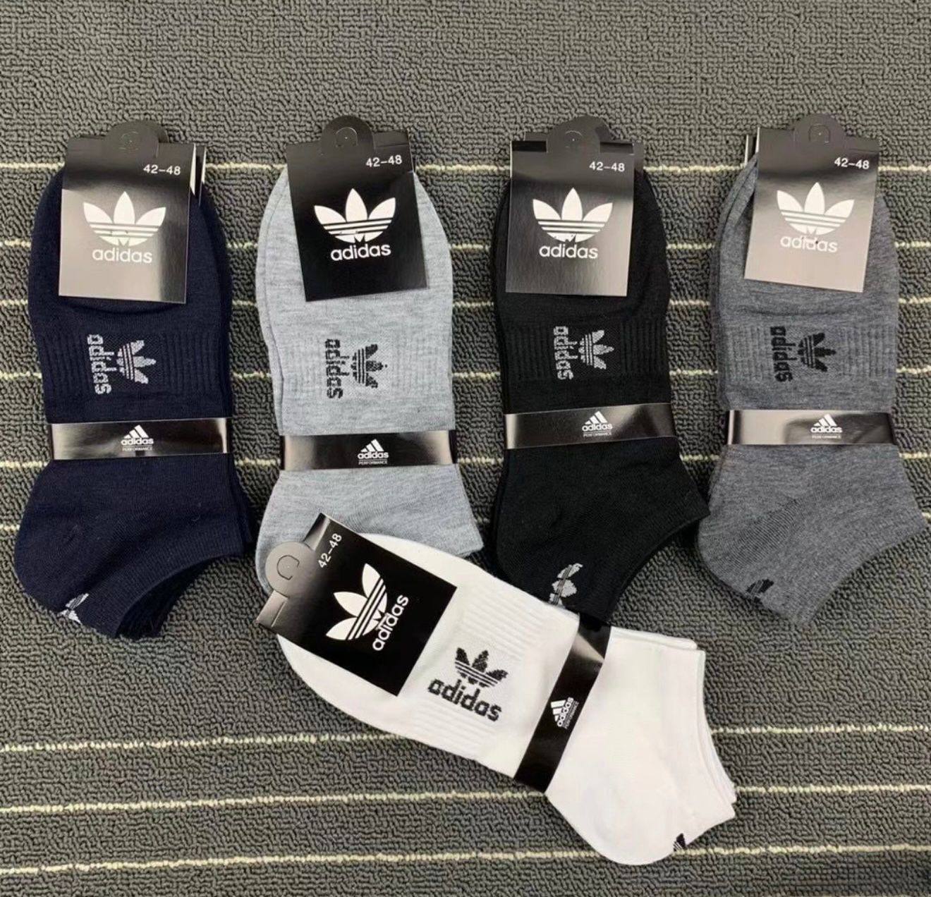 Socks
One packet
30 dhs🌺

Zain93
♥️♥️♥️