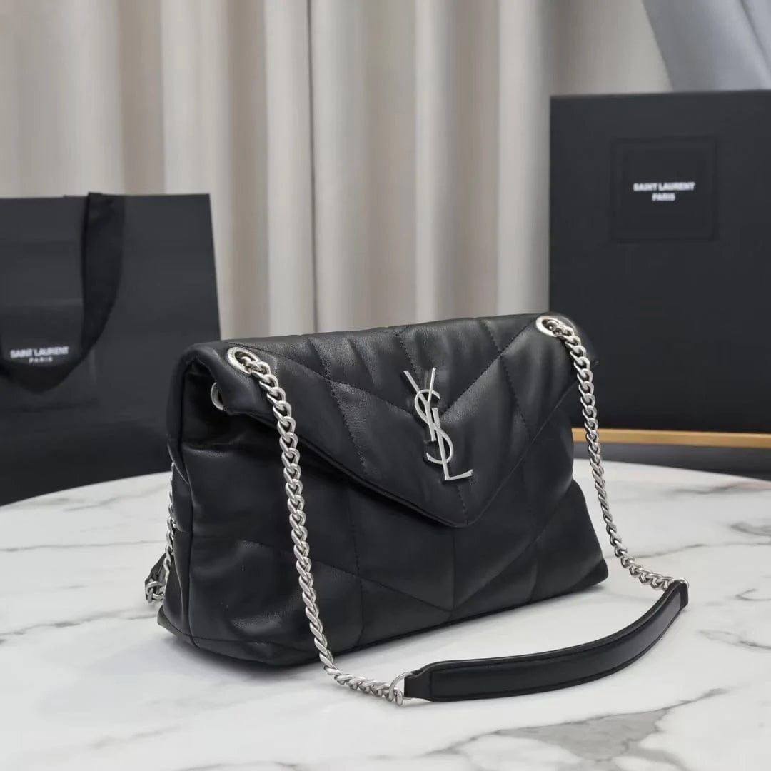 YSL 
Master
260 dhs💓
#35cm💕🥳💁‍♂️

Zain228
♥️♥️♥️