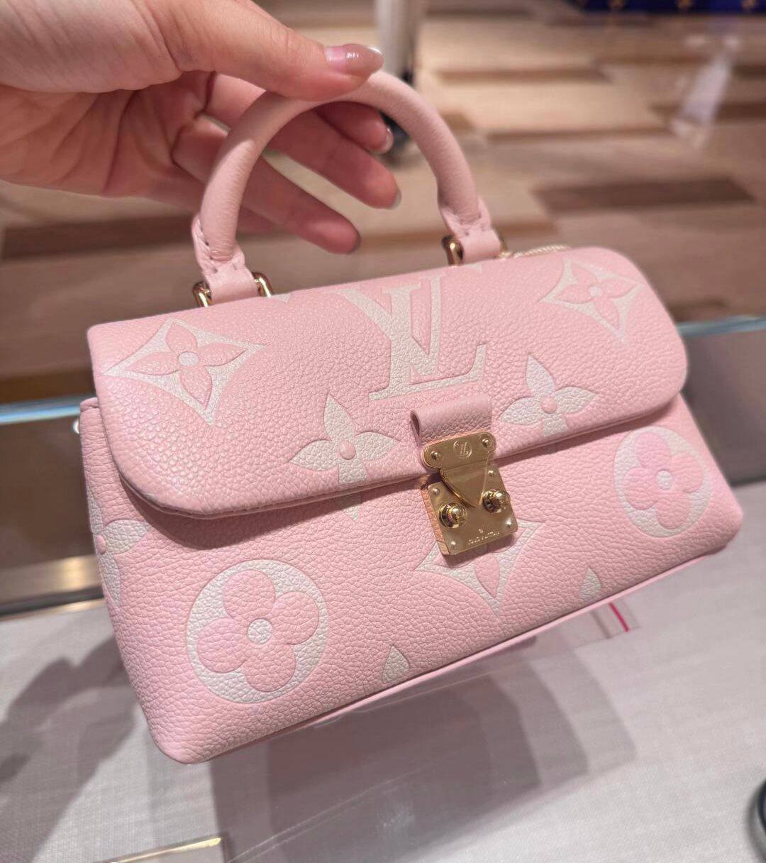 New Stock
Master +++ BAGS
For Price 👇 WTSP Text Zain 0568585901

Zain192
♥️♥️♥️