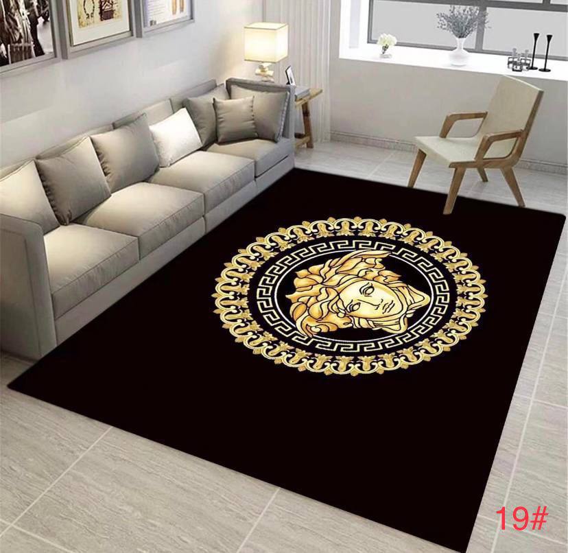 New collection 🔥🔥🔥🔥🔥
Velvet carpet 
Good quality 
Big size 
160*200
130 dhs✅

Zain99
♥️♥️♥️