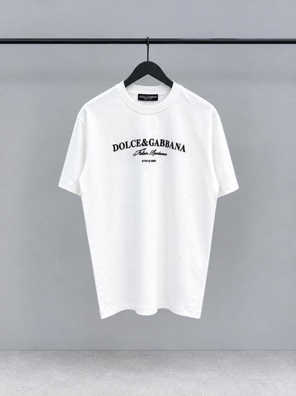 DOLCE&GABBANA❣️
SUPER MASTER QUALITY ✨
SIZE :S M L XL XXL
280 dhs🇦🇪🇦🇪

Zain327
♥️♥️♥️
