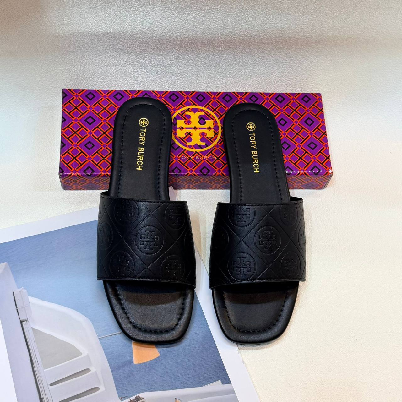 Tory Burch 
Size 36 to 41
65 dhs🇦🇪

Zain236
♥️♥️♥️