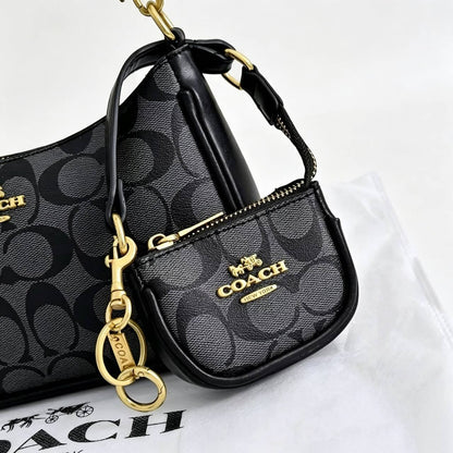 COACH 
GOOD QUALITY 
ONE SET 
WITH BOX 
120 dhs🇦🇪🇦🇪

Zain295
♥️♥️♥️