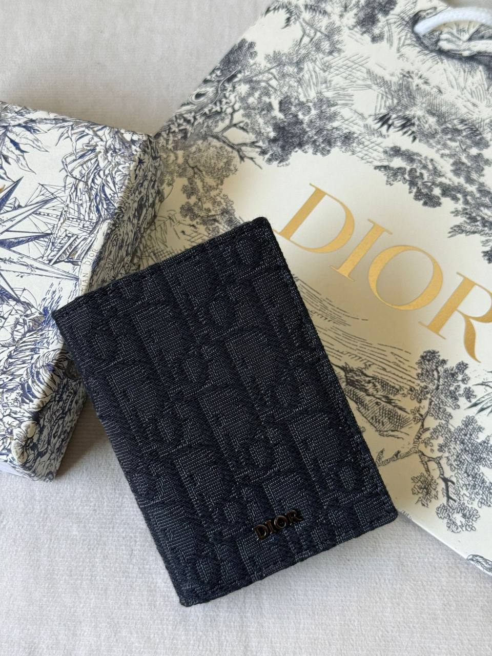 💝  *Dior*💝
💝*Super Master*💝
300 dhs🪙🌨️

Zain275
♥️♥️♥️