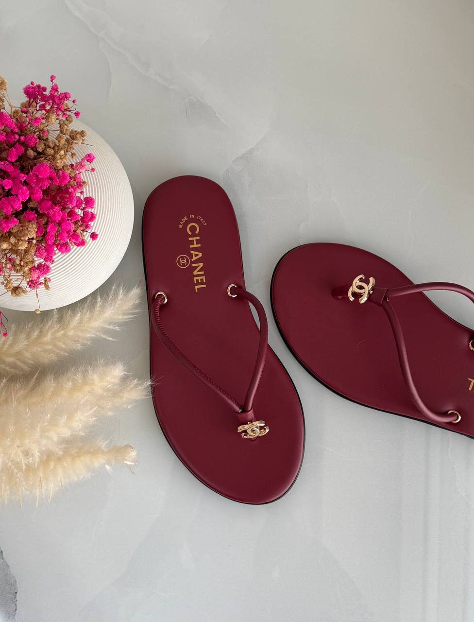 Chanel
*Vip quality*
*Size:36 to 41*
450 dhs✅

Zain113
♥️♥️♥️