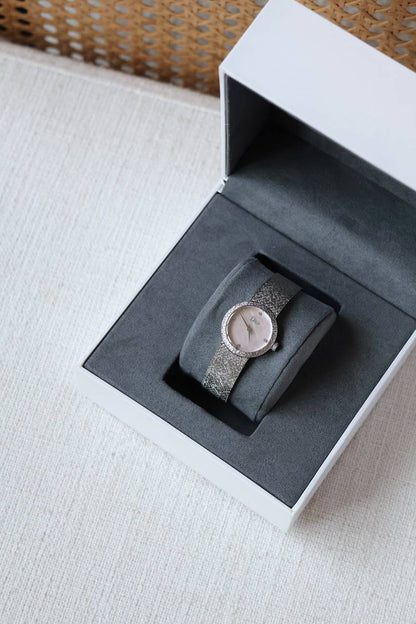 Dior 
La D de Dior Satine
25mm
Quartz 
vip 

For Price 👇 WhatsApp✅
0568585901 
0507557372
0552275751 Owner Zain 👌

Zain326
♥️♥️♥️