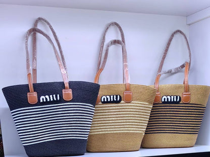 Beach Bags
65 dhs✅

Zain232
♥️♥️♥️