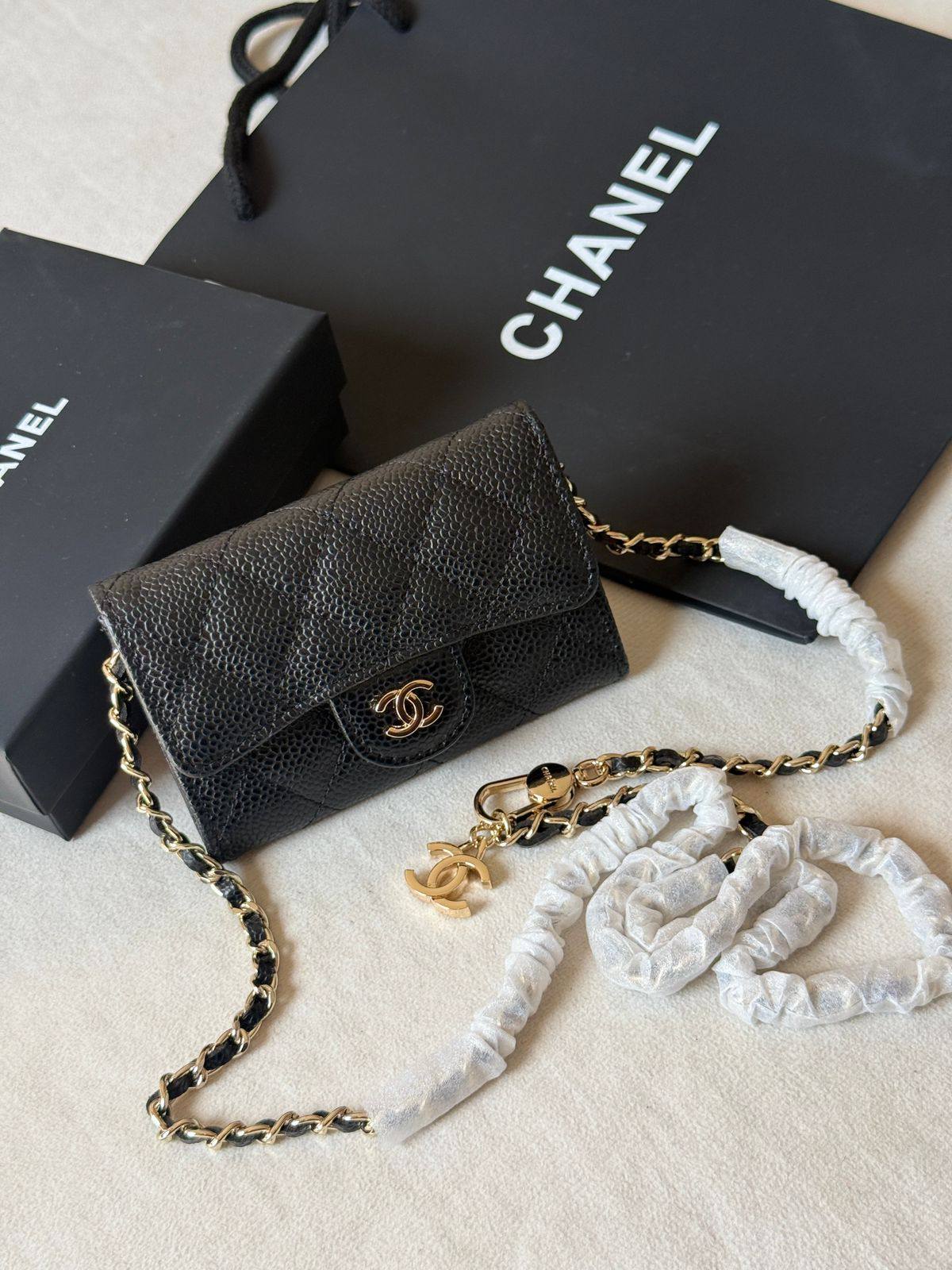 Chanel
Super master quailty

380 dhs🇦🇪🇦🇪

Zain275
♥️♥️♥️